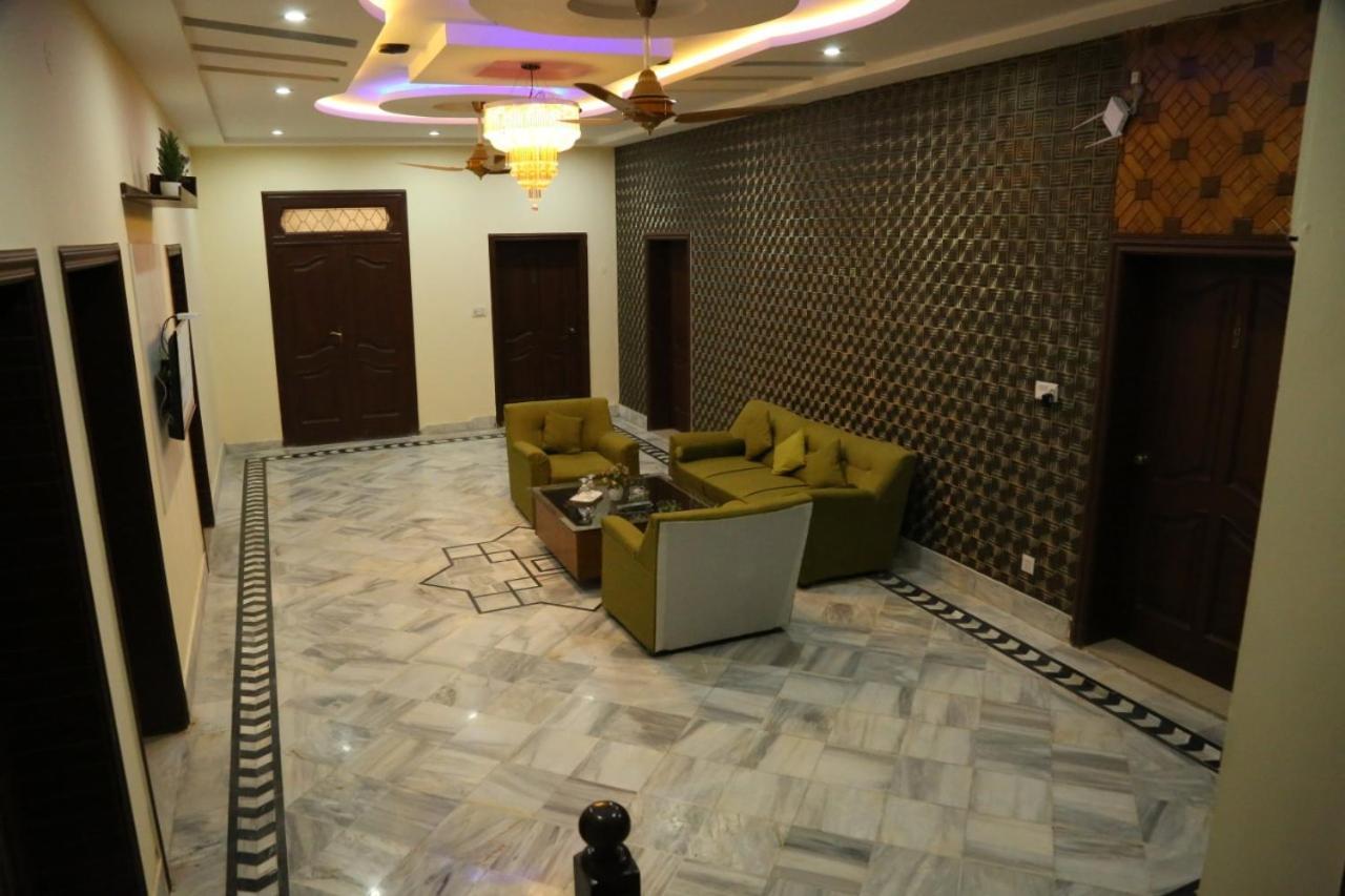 Hotel Pak Continental 木尔坦 外观 照片
