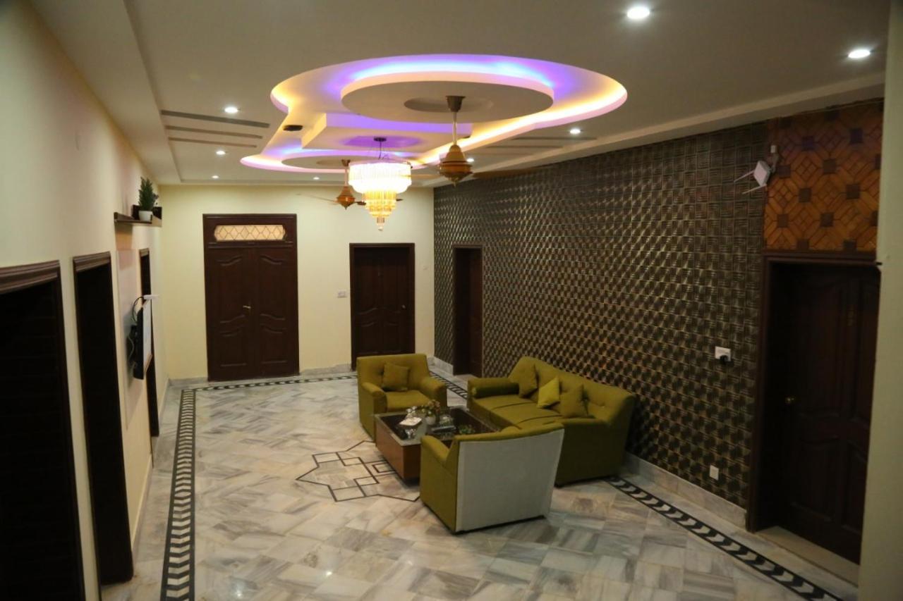 Hotel Pak Continental 木尔坦 外观 照片