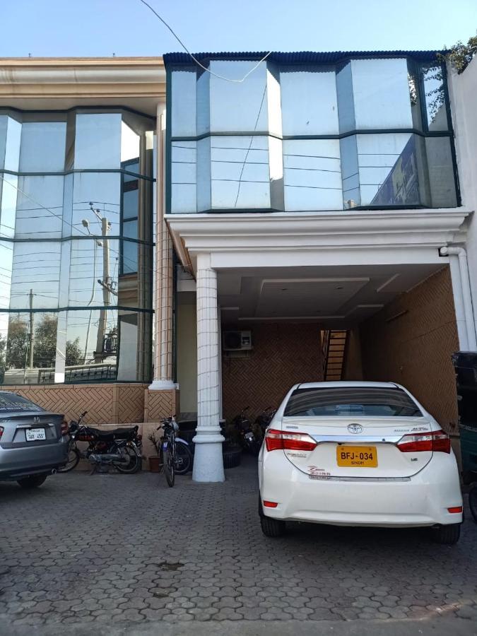 Hotel Pak Continental 木尔坦 外观 照片