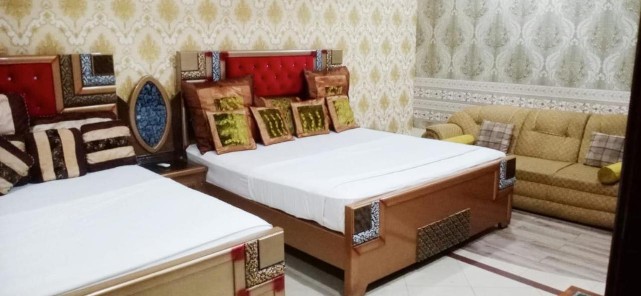 Hotel Pak Continental 木尔坦 外观 照片