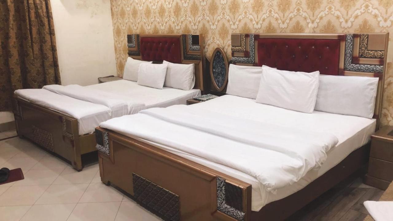 Hotel Pak Continental 木尔坦 外观 照片